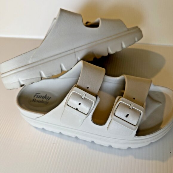 Funky Monkey Double Buckle Slides | Women’s 9 | Beige Comfort Sandals - Picture 2 of 15